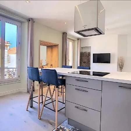 Le Spectaculaire Moderne Et Raffine, Idealement Situe A Deux Pas Du Palais Et Plages * Cannes