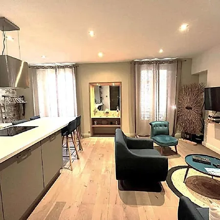 Le Spectaculaire Moderne Et Raffine, Idealement Situe A Deux Pas Du Palais Et Plages Apartment *