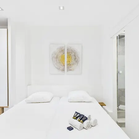 Le Spectaculaire Moderne Et Raffiné, Idéalement Situé à Deux Pas Du Palais Et Plages Appartement Cannes